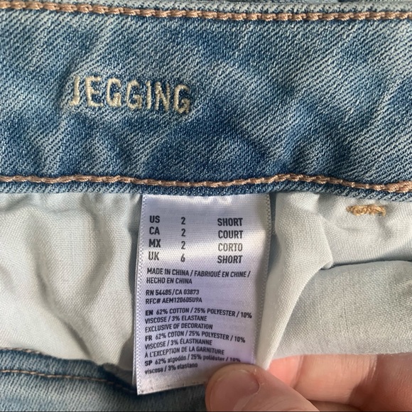 American Eagle 🦅 Light Wash Jeggings - Picture 7 of 7